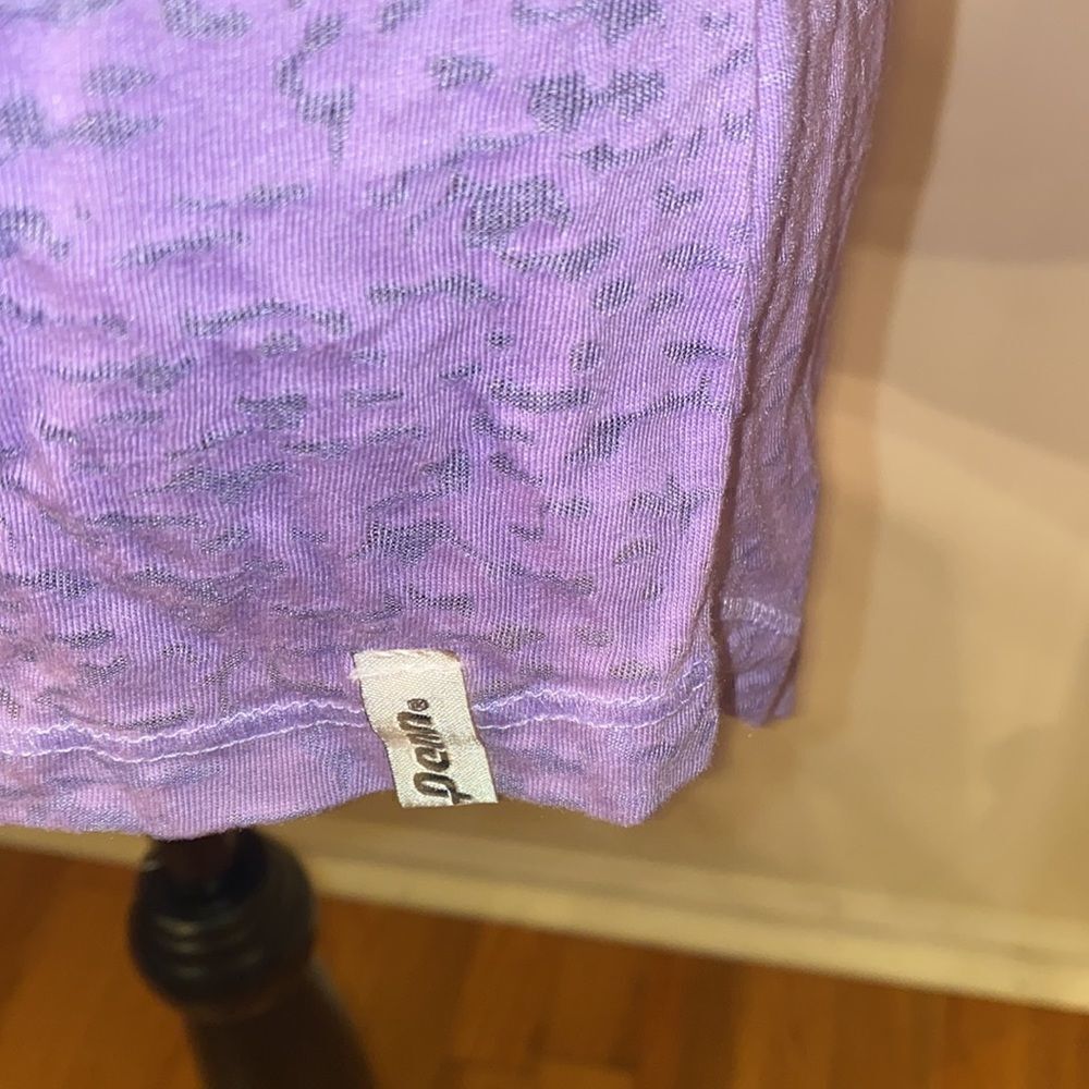 Large Penn Athletic top with open back - Picture 3 of 6